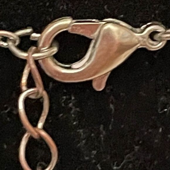 18” silver tone chain necklace & 1” engravable pendant & 30 bezel set crystals - Picture 5 of 9